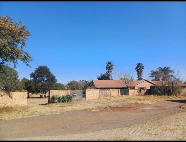 LAND FOR SALE IN ALLIANCE